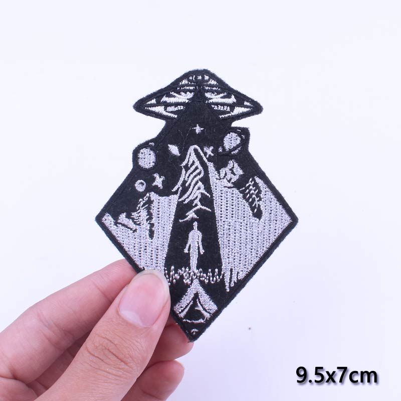 DIY Adventure Travel Patches For Clothing Mountain Camping Badge Space Stripe Iron On Patches On Clothes UFO Embroidery Patch