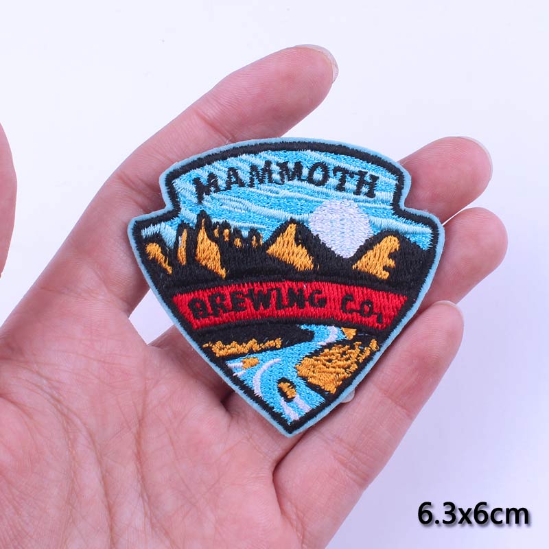 DIY Adventure Travel Patches For Clothing Mountain Camping Badge Space Stripe Iron On Patches On Clothes UFO Embroidery Patch